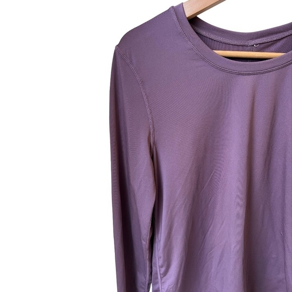 NWOT - Fabletics size large activewear long sleeve - Picture 2 of 3